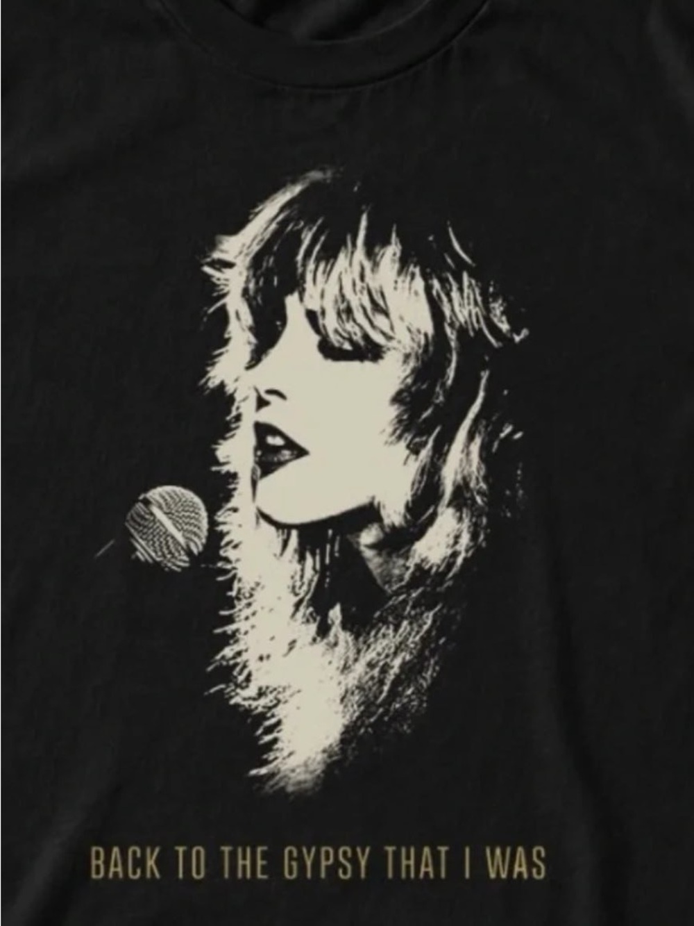 Gildan Black Graphic Tee with Stevie Nicks Portrait Print - Picture 2 of 3